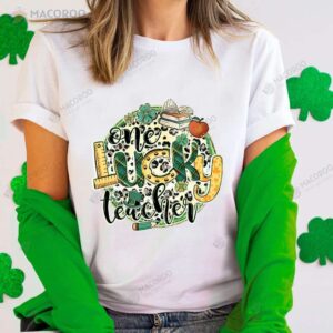 Feeling Lucky Smiley Happy Saint Patrick’s Day Gifts T-Shirt