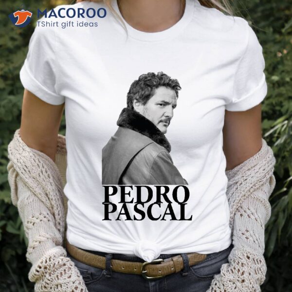 Actor Pedro Pascal T-Shirt