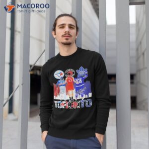 auston matthews vladimir guerrero and pascal siakam toronto skyline sports signatures shirt sweatshirt 1