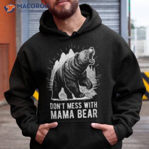 Don’t Mess With Mama Bear Vintage Mom Mommy Mother’s Day Shirt