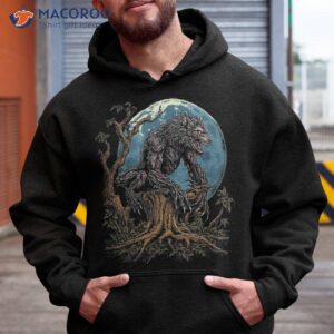 full moon werewolf horror graphic shirt hoodie