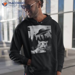 Funny Cat Selfie With Ufos Shirt