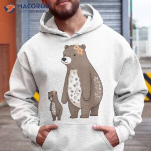 Mama Bear Two Cubs Hoodie Cute Mothers Day Gift Unisex T-shirt