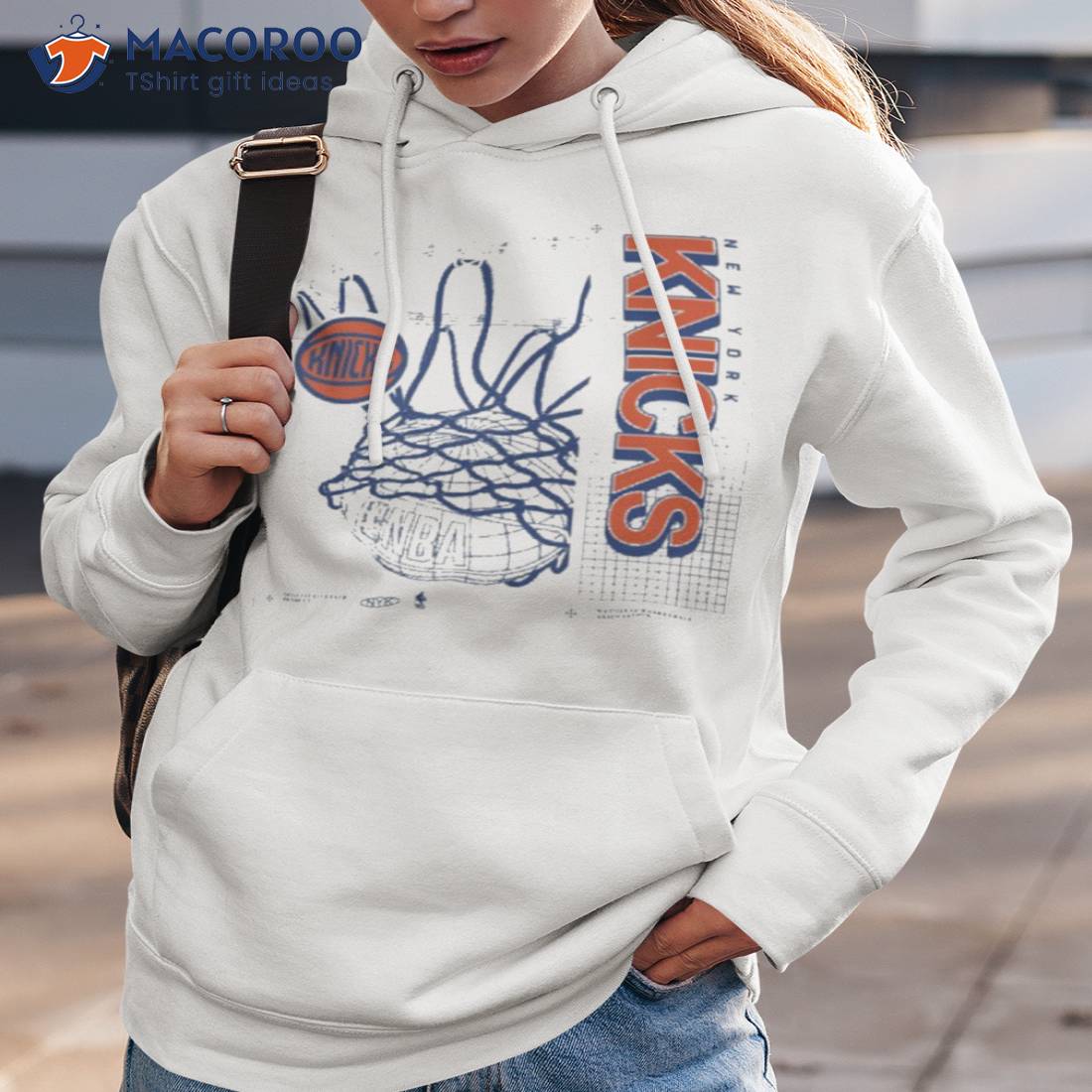 New York Knicks Essential Hoop Performance Shirt New York Knicks Essential Hoop Performance Shirt