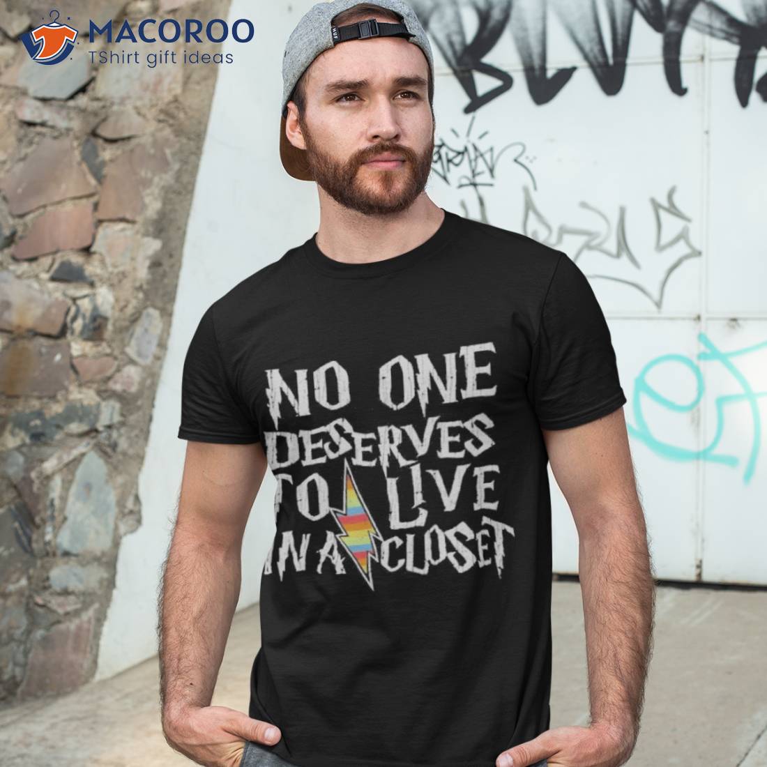 No One Deserves To Live In A Closet Shirt No One Deserves To Live In A Closet Shirt