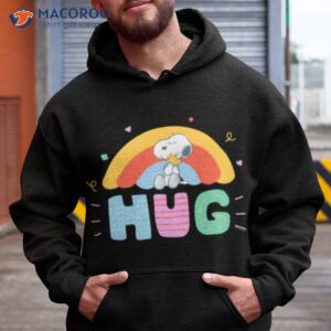 rainbown art peanuts snoopy woodstock hug shirt hoodie
