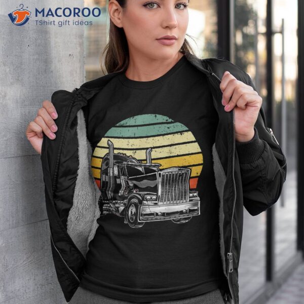 Retro Vintage Trucker Big Rig Semi-trailer Truck Driver Gift Shirt