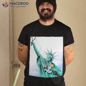 statue of liberty getting rid of donald trump shirt tshirt 2