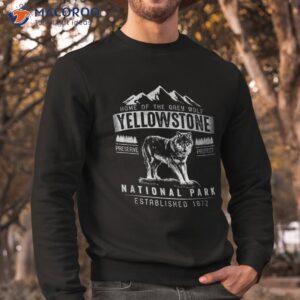 vintage grey wolf yellowstone national park t shirt sweatshirt