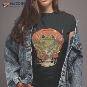 Animal Mushroom Frog Banjo Player Bluegrass Folk Music Shirt