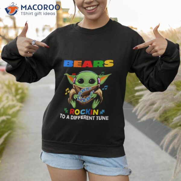 Baby Yoda Hug Chicago Bears Autism Rockin To A Different Tune Shirt