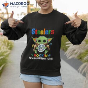 baby yoda hug pittsburgh steelers autism rockin to a different tune shirt sweatshirt