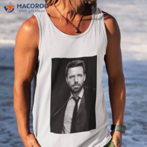 ben affleck black and white shirt tank top