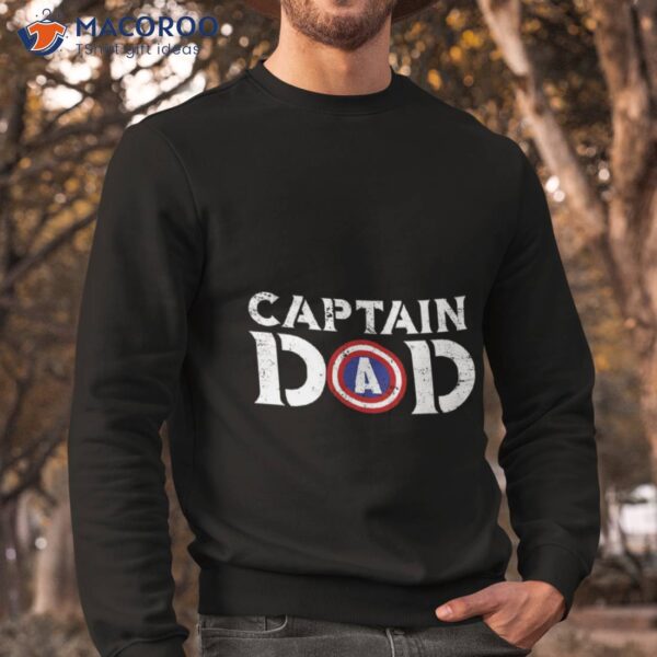 Captain Dad Fathers Shirt American Flag Unisex T-Shirt