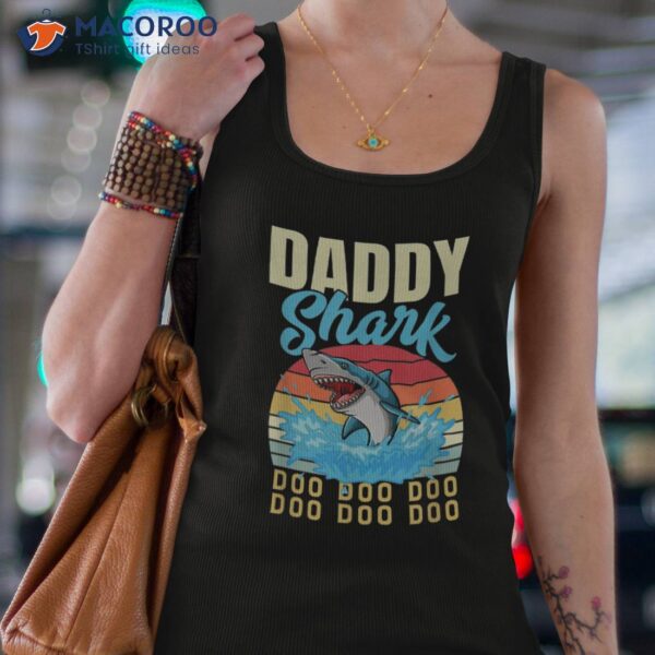 Funny Retro Fathers Day Dad Shark Daddy Shirt