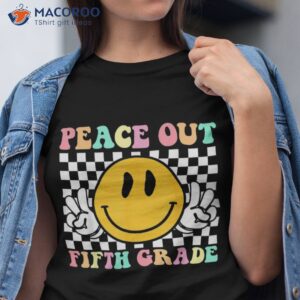 hippie smile face peace out fifth 5th grade class of 2023 shirt tshirt