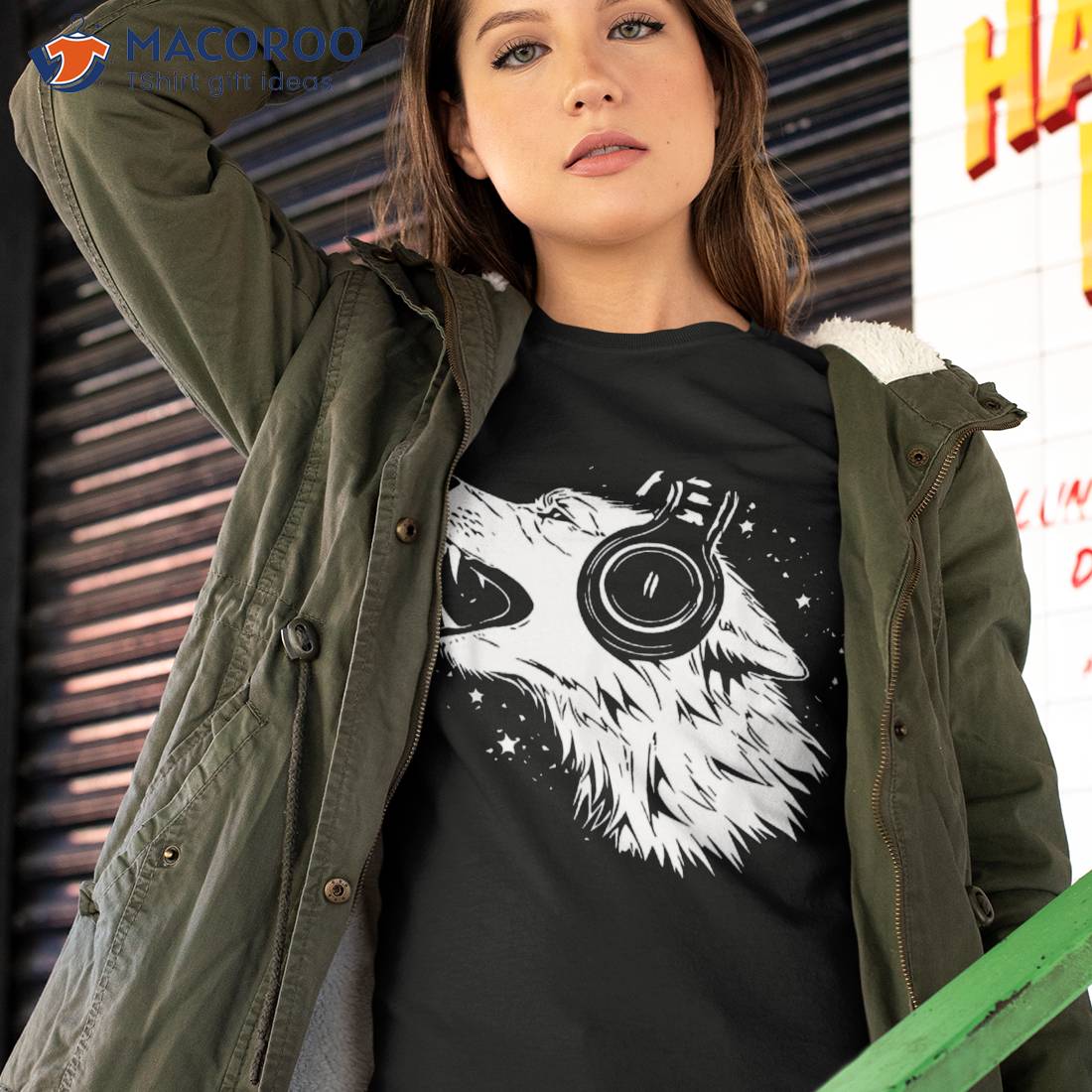 Howling Wolf Wearing Headphones Shirt Howling Wolf Wearing Headphones Shirt
