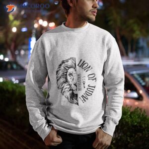 lion of judah in god we trust shirt sweatshirt