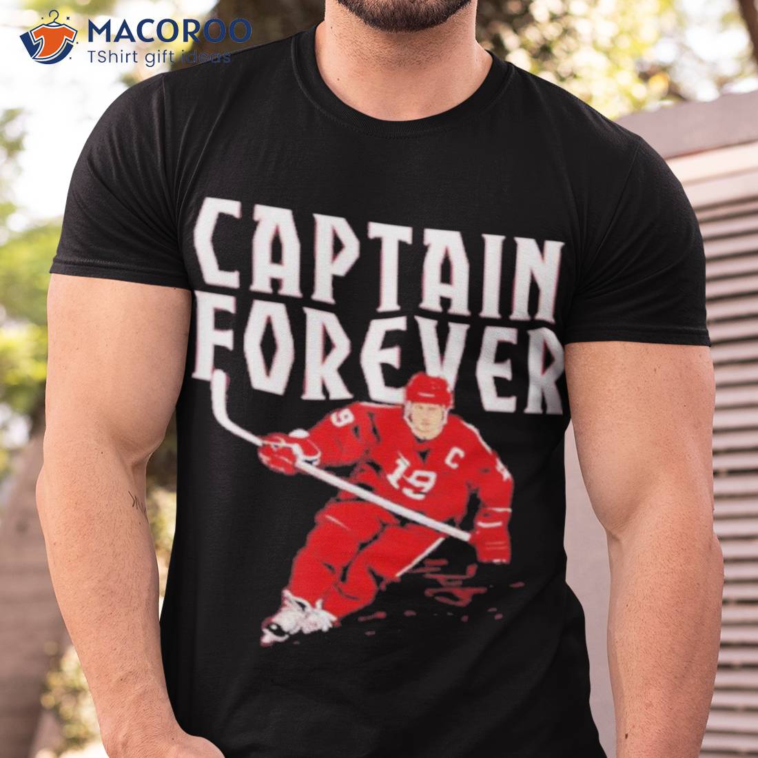 Detroit Red Wings Steve Yzerman Captain Forever Shirt