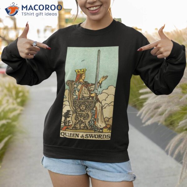 Queen Of Swords Taroshirt