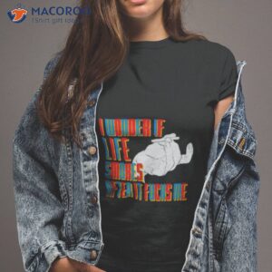 smoking i wonder if life smokes after it fucks me shirt tshirt 2