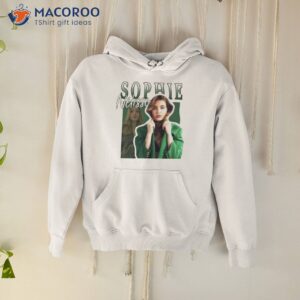 sophie nelisse 90s yellowjackets green shirt hoodie