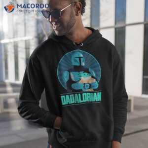 star wars the mandalorian father s day dadalorian retro shirt hoodie 1