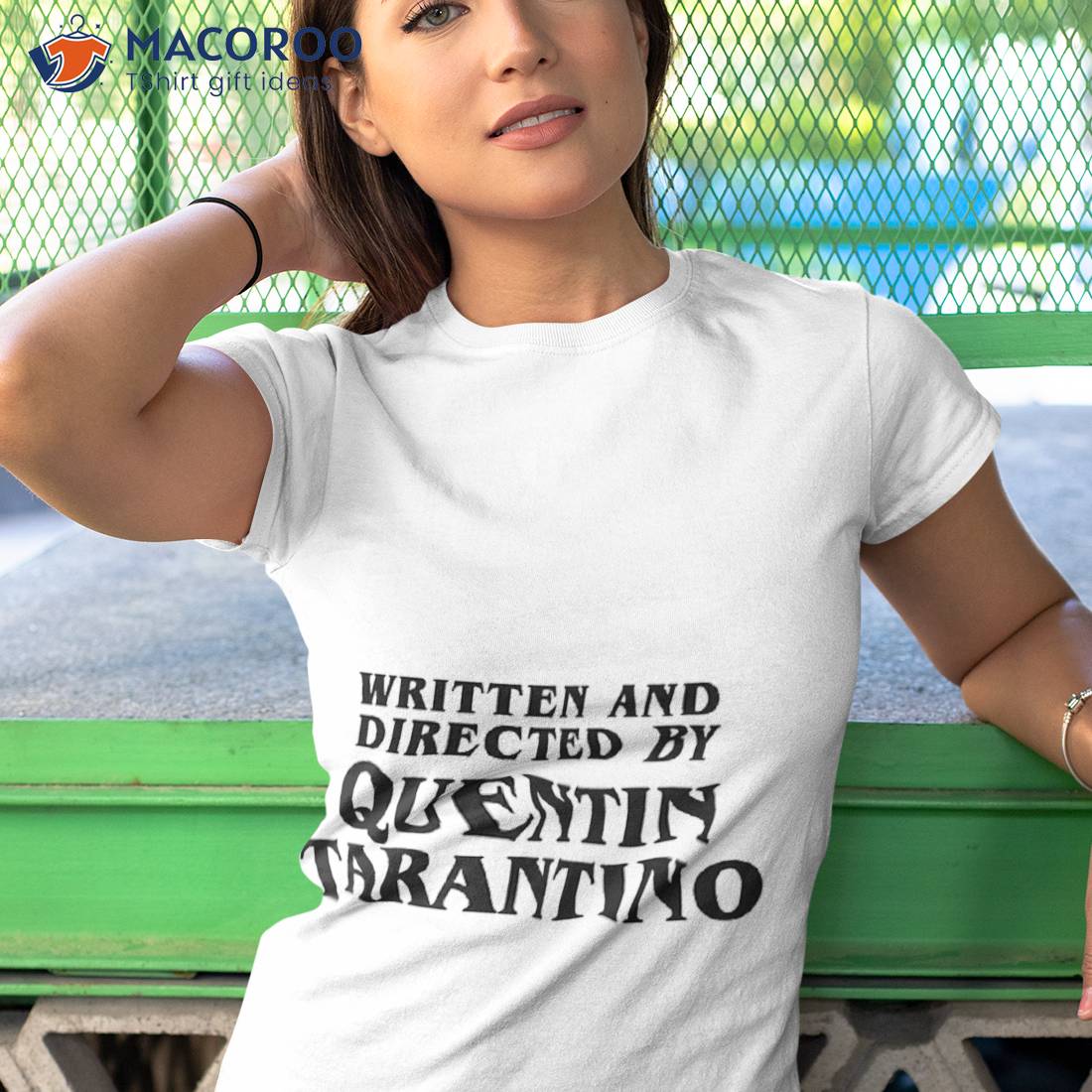 design Begravelse ser godt ud Written And Directed By Quentin Tarantino T-Shirt
