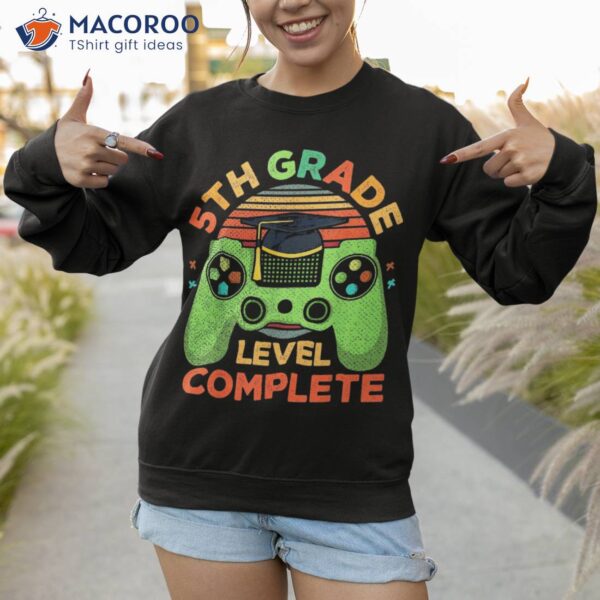 5th Grade Level Complete Gamer Class Of 2023 Graduation Shirt