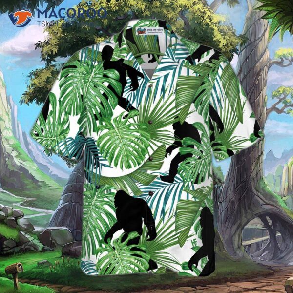 Bigfoot Tropical Seamless Pattern Hawaiian Shirt