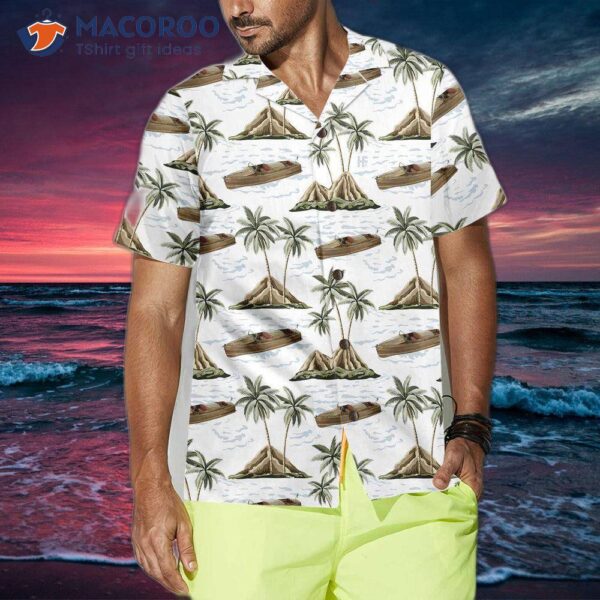 Chris Craft Boat Pattern Hawaiian Shirt, Short Sleeve Sailboat Unique Nautical Shirt