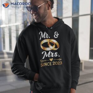 couple anniversary mr amp mrs since 2023 marriage wedding ring shirt hoodie 1