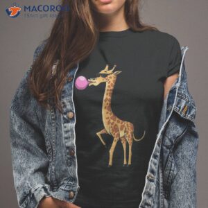 funny blowing bubble gum giraffe animal lover chewing candy shirt tshirt 2