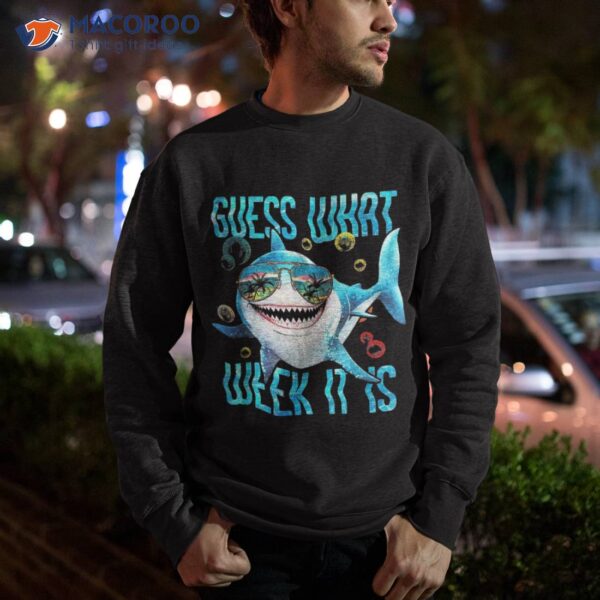 Guess What Week It Is Funny Shark Humorous Summer Vacation Shirt