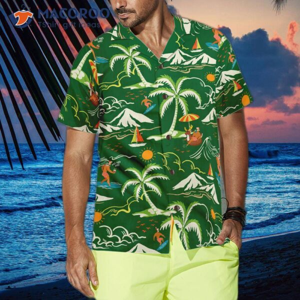 Hyperfavored Christmas Hawaiian Shirts, Santa Beach Summer Pattern 2 Short Sleeve Shirt, Shirt Idea Gift For And