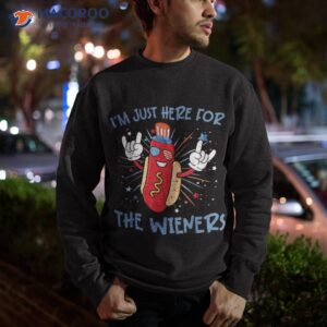 i m just here for the wieners hot dog cartoon 4th of july shirt sweatshirt