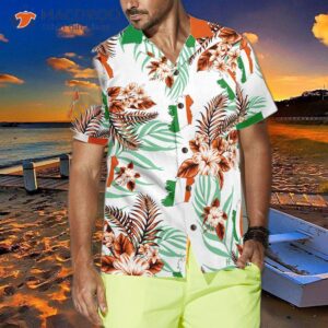 irish people are proud of ireland and its shamrock patterned hawaiian shirts 2