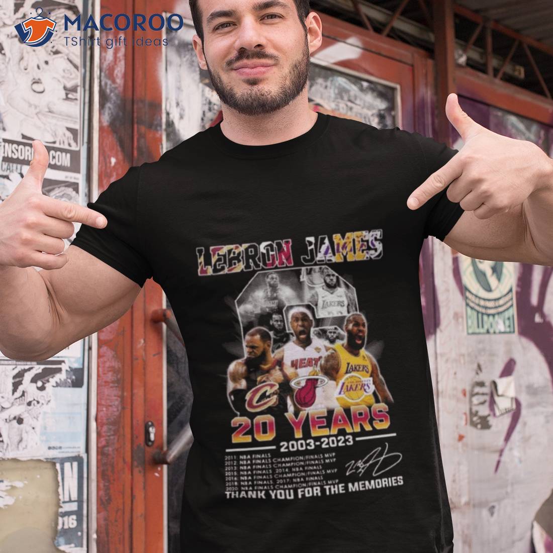 Retro Style King James T-shirt, Nostalgic NBA Fan Gift in 2023