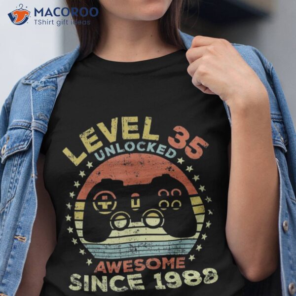 Level 35 Unlocked Awesome Since 1988 35th Birthday Gaming Shirt