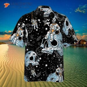 lonely skull planet from outer space hawaiian shirt 3