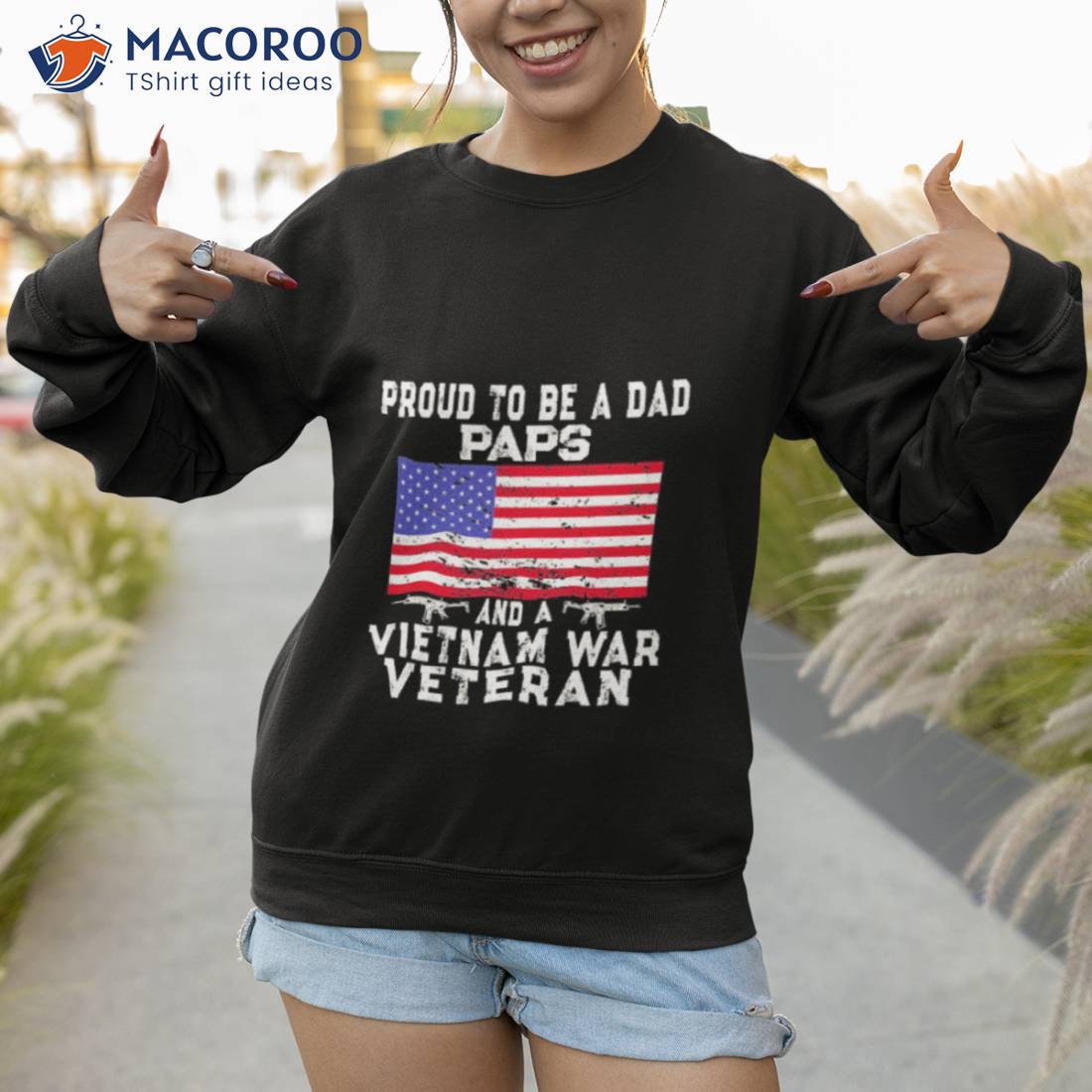 Proud Dad Paps Vietnam Veteran Retro Us Flag Grandpa Shirt Proud Dad Paps Vietnam Veteran Retro Us Flag Grandpa Shirt