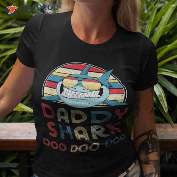 Retro Vintage Daddy Sharks Shirt Gift For Father