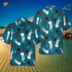seamless pattern with funny cats on a hawaiian shirt 0