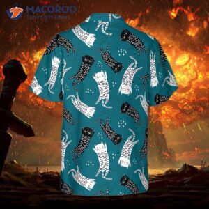 seamless pattern with funny cats on a hawaiian shirt 1