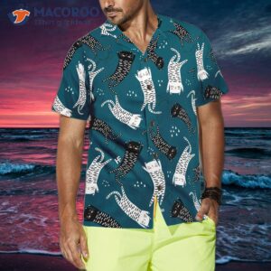 seamless pattern with funny cats on a hawaiian shirt 2