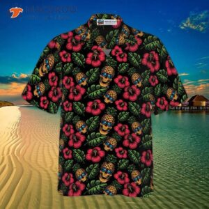 skulls and pineapples seamless pattern hawaiian shirt 3