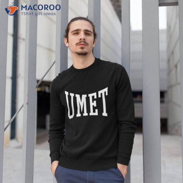 Umet Arch Vintage College Athletic Sports Shirt