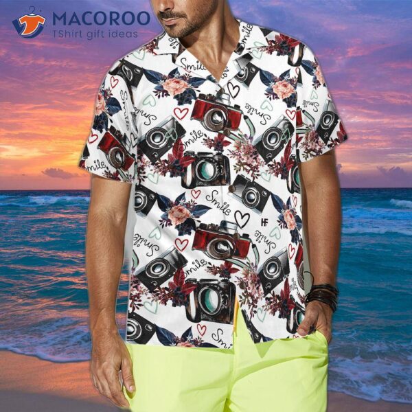 Vintage-camera-patterned Hawaiian Shirt