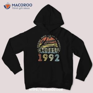 31 year old august 1992 vintage retro 31th birthday gift shirt hoodie