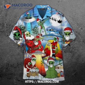 Alien And Santa Claus At Christmas Hawaiian Shirt